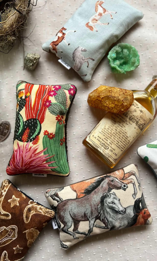 Sandies Play Sandbags, exclusive Western print